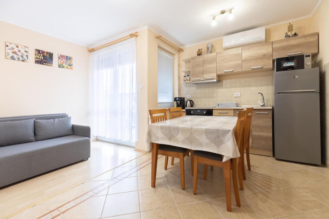 Marta Apartman ไฮจ์ดุสโซบอสโล ภายนอก รูปภาพ