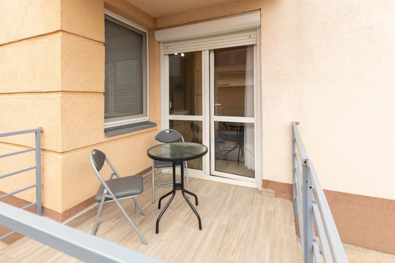 Marta Apartman ไฮจ์ดุสโซบอสโล ภายนอก รูปภาพ
